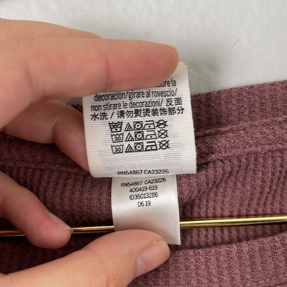 PINK Victoria's Secret Purple Long Sleeve Waffle Thermal Top - Picture 5 of 6
